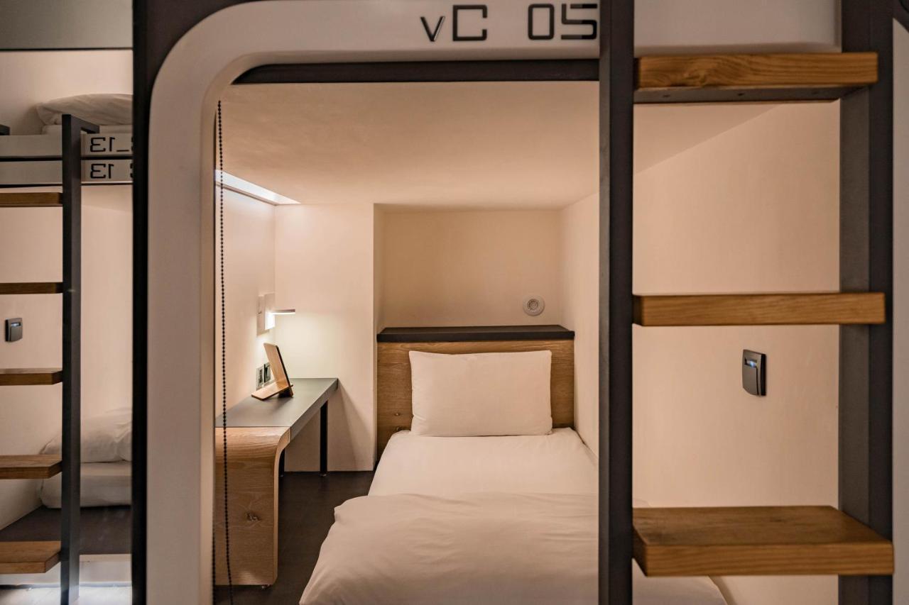 Taiwan Youth Hostel & Capsule Hotel Taipei Exteriör bild