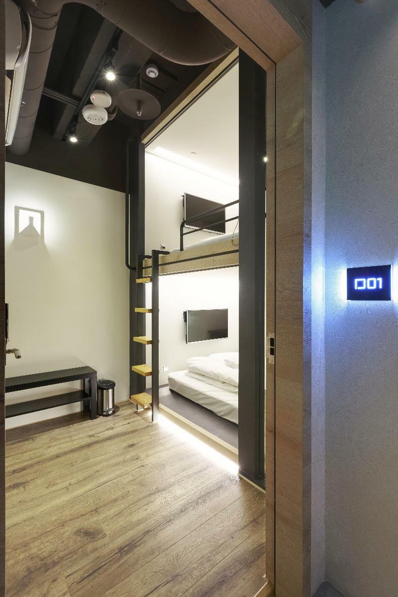 Taiwan Youth Hostel & Capsule Hotel Taipei Exteriör bild